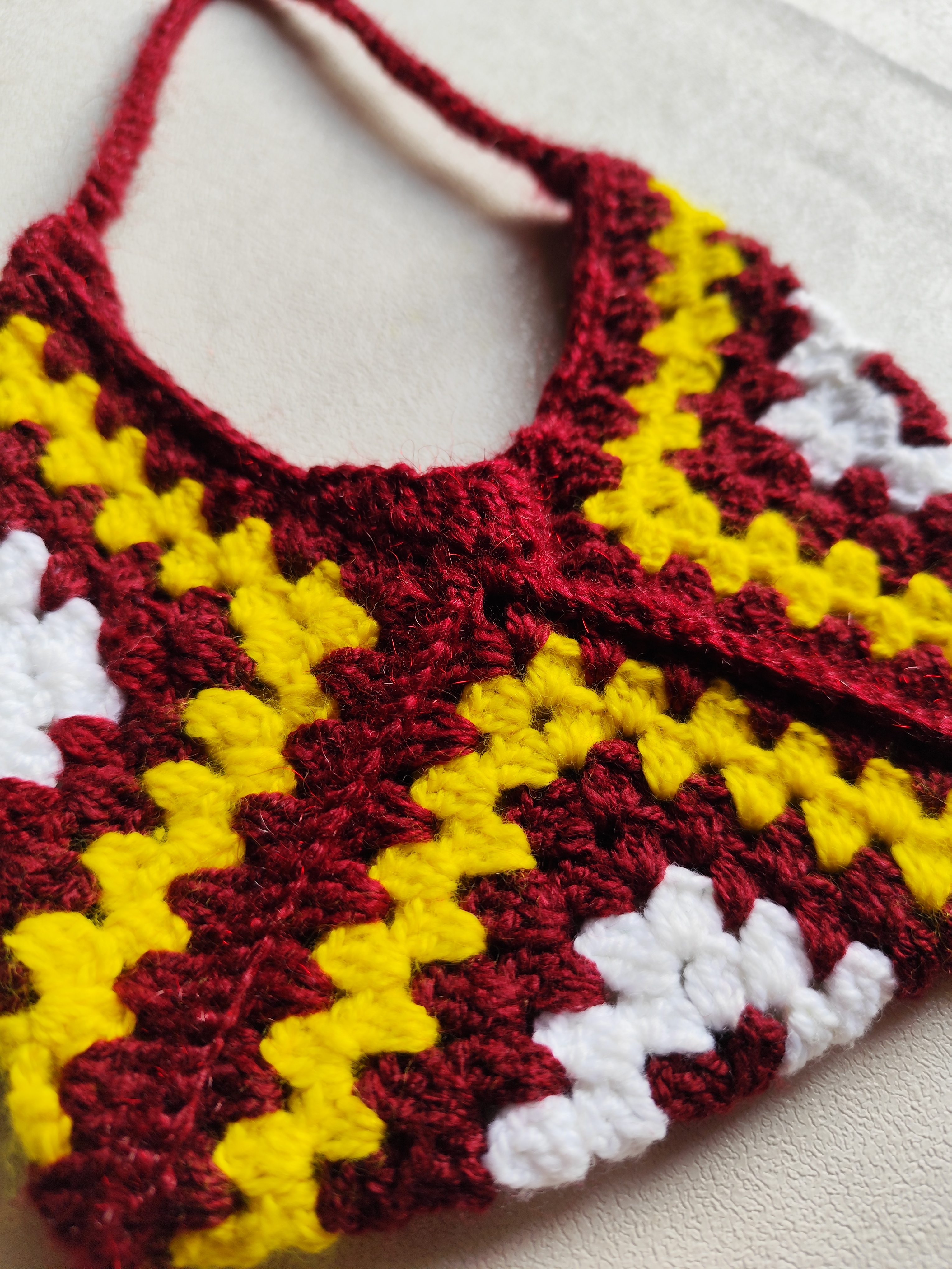 Thumbnail of Crochet pattern woolen handbag 2